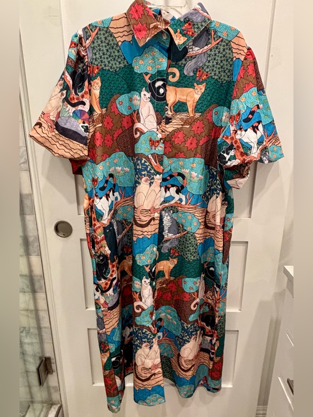 Vintage-Inspired Cat Print Button Front Dress in Teal & Rust